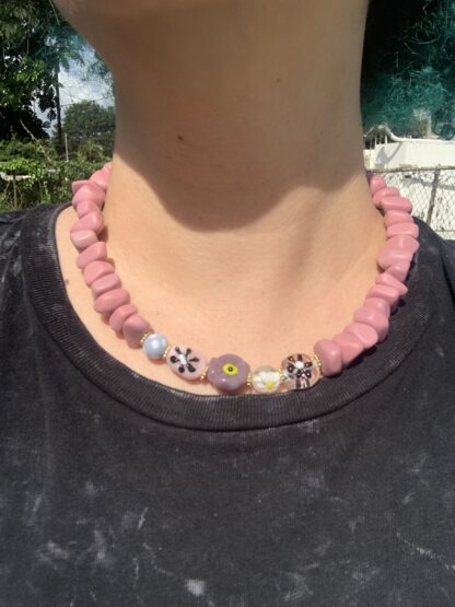 Resin Flower Power Necklace