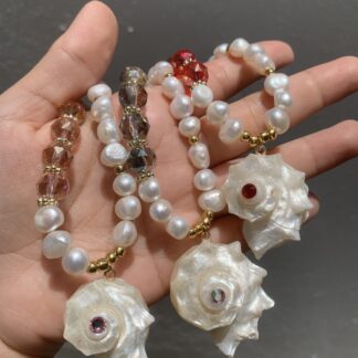 Pearl Conch Collection
